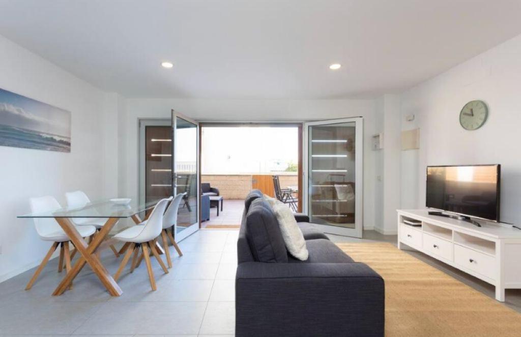 Modern Seafront Flat With A Private Garage Lägenhet El Médano Exteriör bild